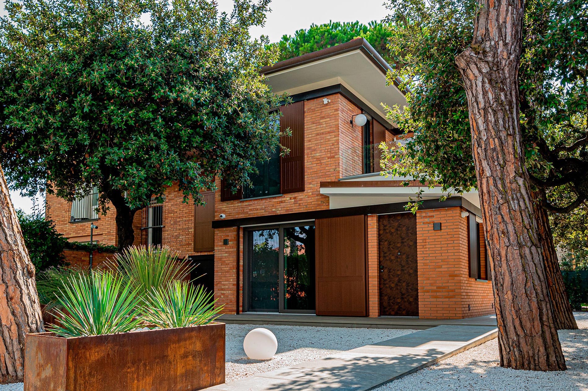 monferroni_luxury_realizzazioni_villa_barca_dopo monferroni_luxury_realizzazioni_villa_barca_dopo